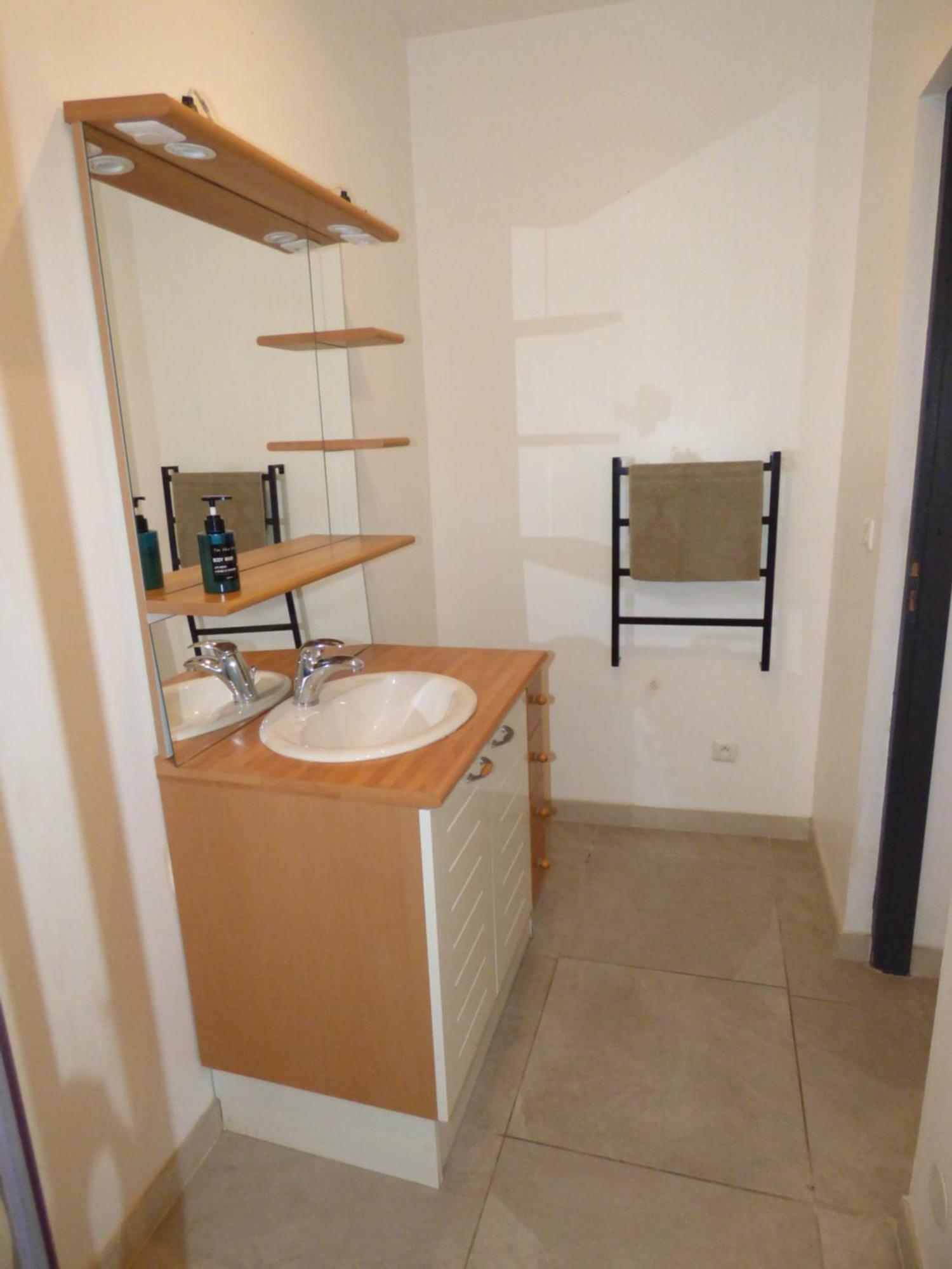 "Le Patio"-Meuble De Tourisme 3 Etoiles -Residence "Les Logis De Beziers"-Garage Optionnel-Coeur De Ville-Plages A 16Km ! Eksteriør billede